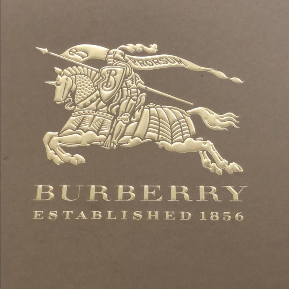 Burberry box